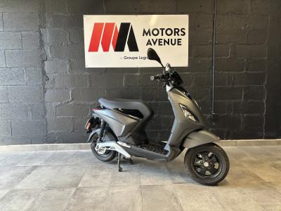 PIAGGIO 1 ACTIVE  2205741
