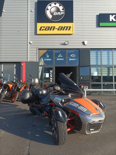 CAN-AM SPYDER F3 2317767