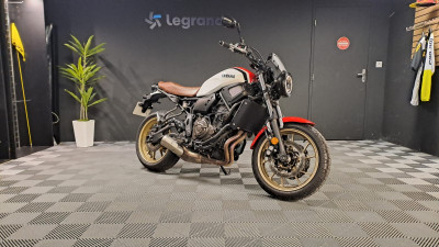 YAMAHA XSR 700 ABS 2323041
