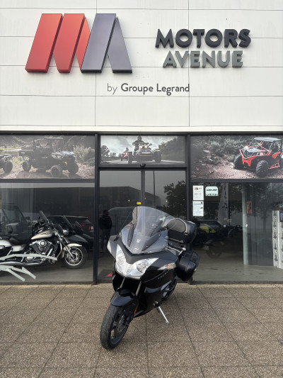 TRIUMPH Trophy SE 2332337