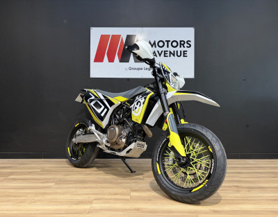 HUSQVARNA 701 SUPERMOTO 690 SM 2368060