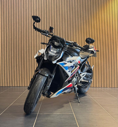 BMW M 1000 R BMW M1000 R 2400931